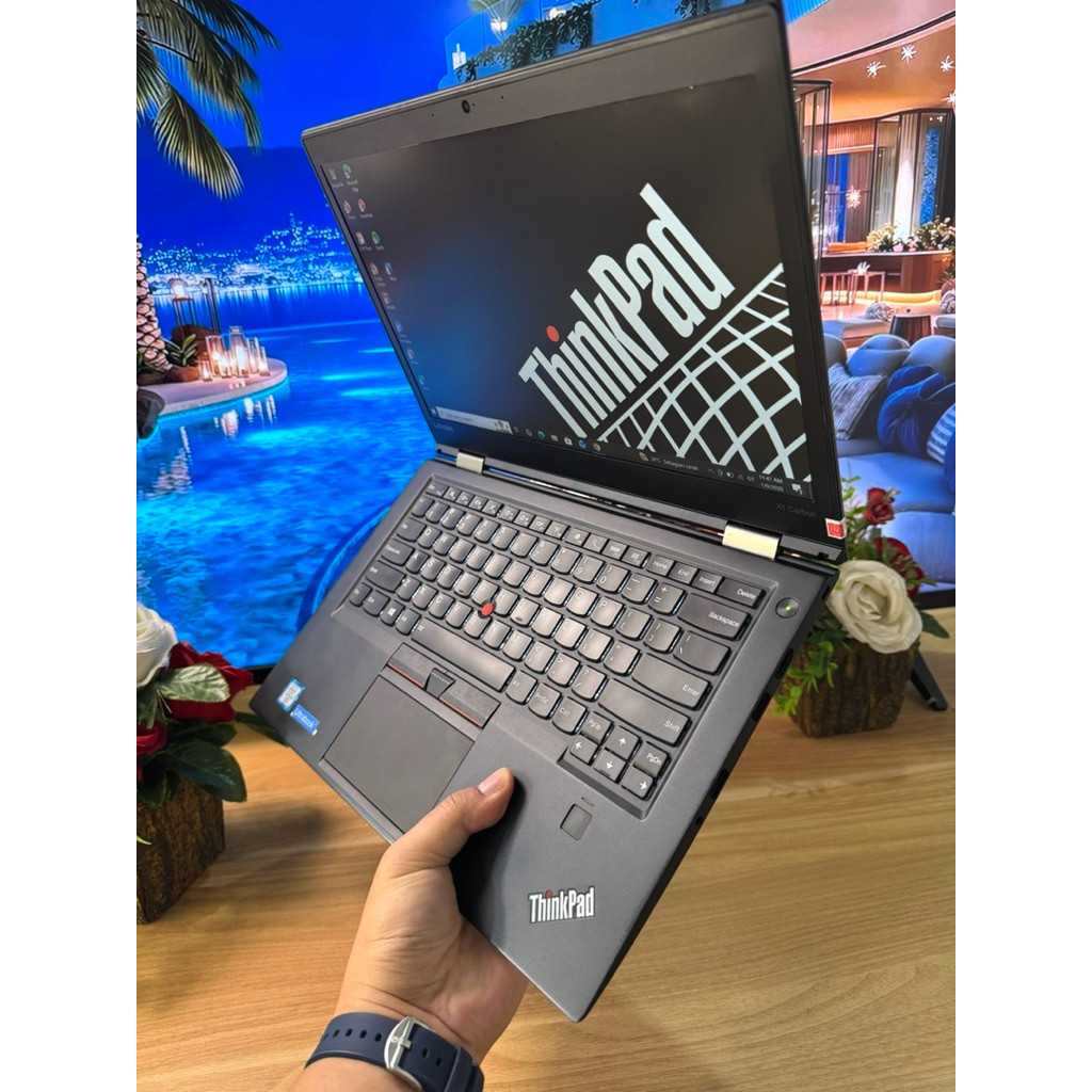 LENOVO THINKPAD X1 CARBON I5 8/256