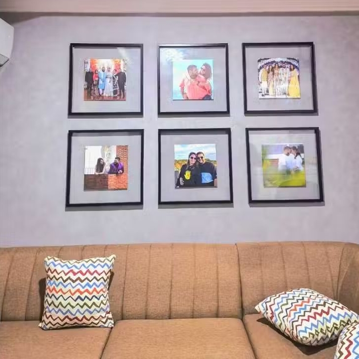 Bingkai Foto Akrilik Transparan Floating Frame – Dekorasi Rumah Minimalis Estetik