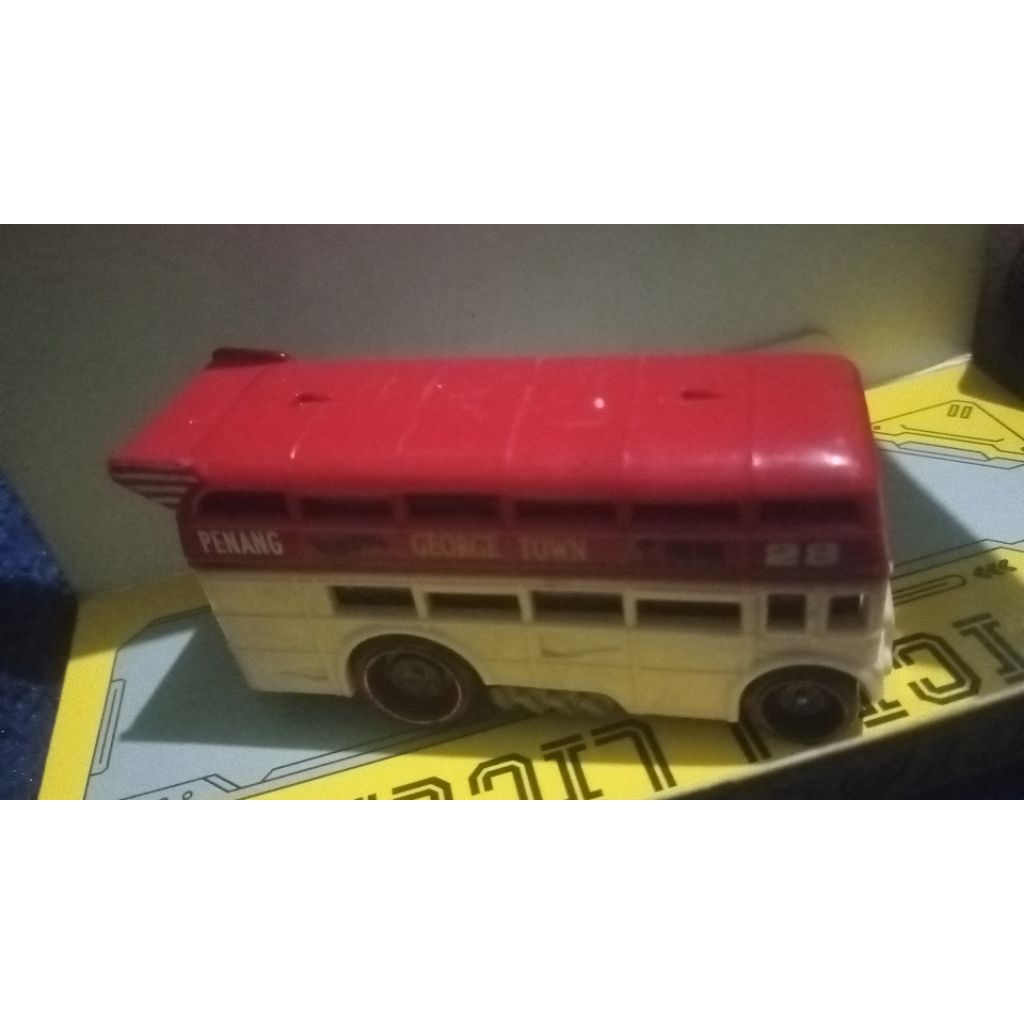 Hot Wheels bus losse