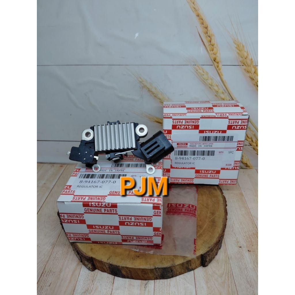 IC REGULATOR  ALTERNATOR 24V 24 VOLT ISUZU GIGA.
