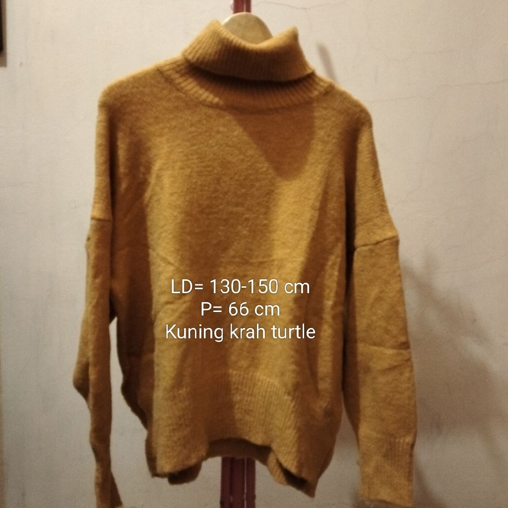 Sweater baju knit rajut kuning turtle neck LD besar=130-150cm preloved