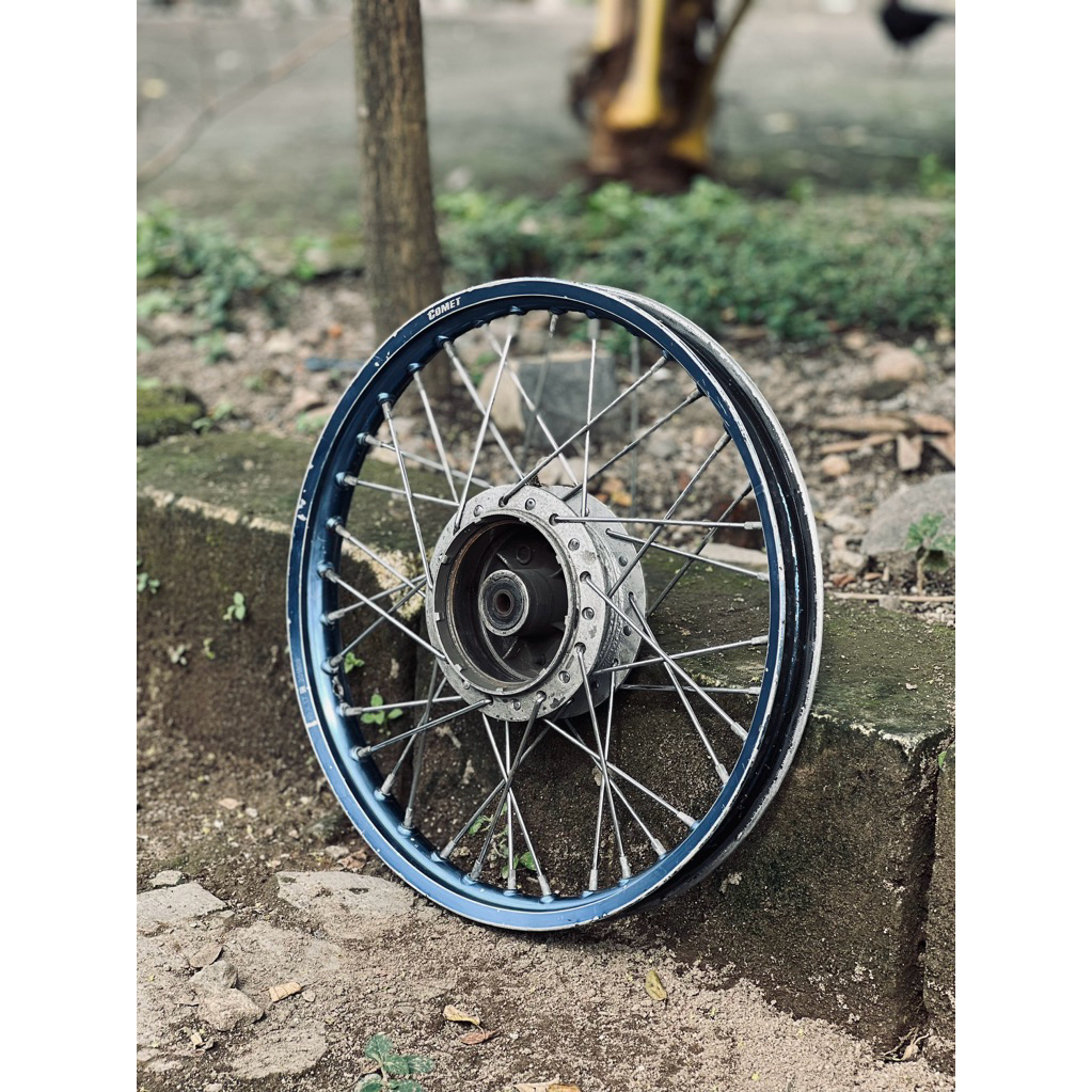 velg belakang grand