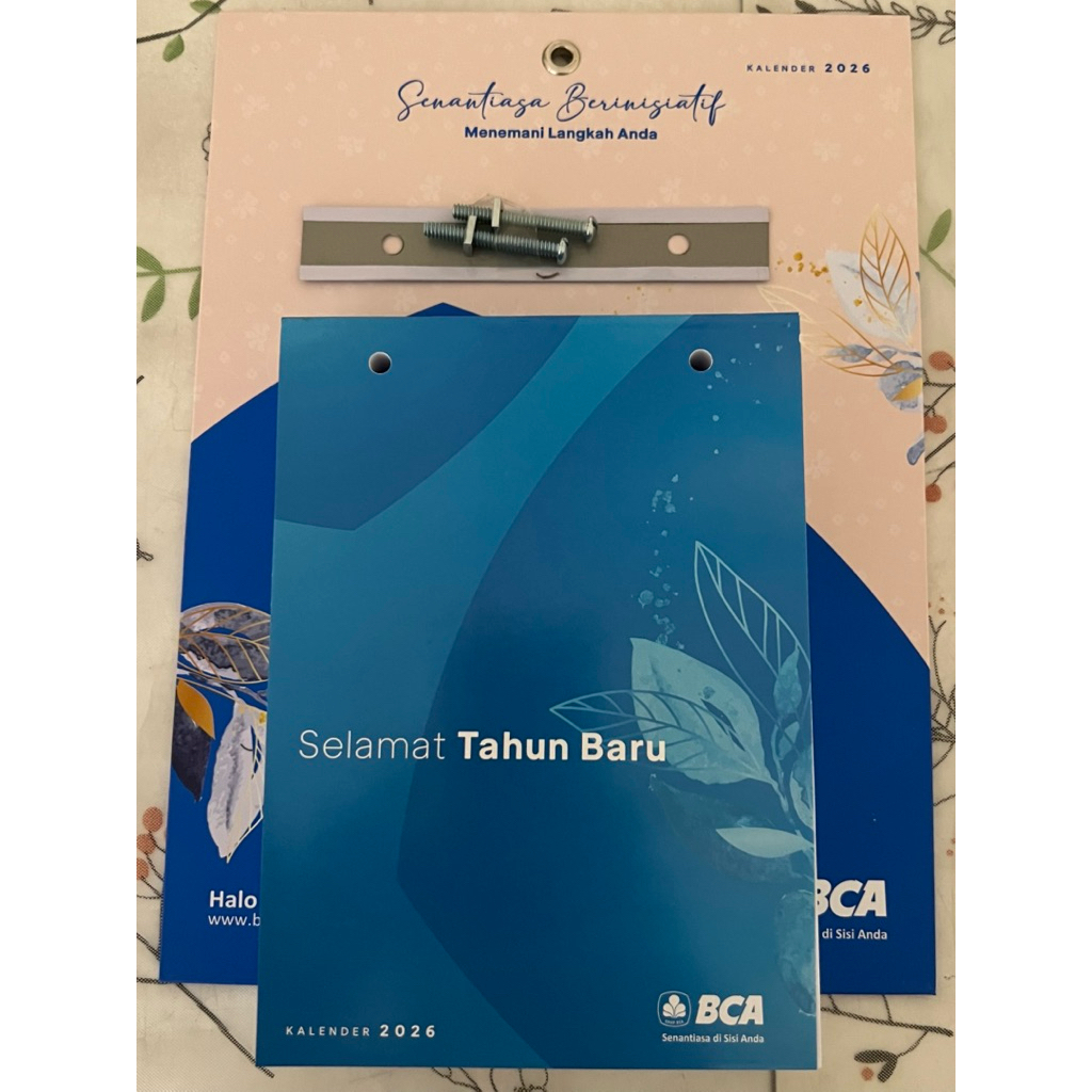 Kalender harian kalender meja Bca 2026