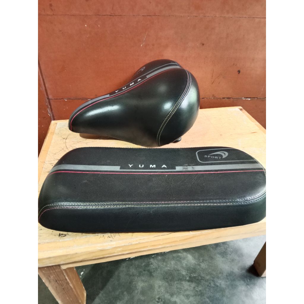 JOK DEPAN  BELAKANG SEPEDA LISTRIK  BEKAS