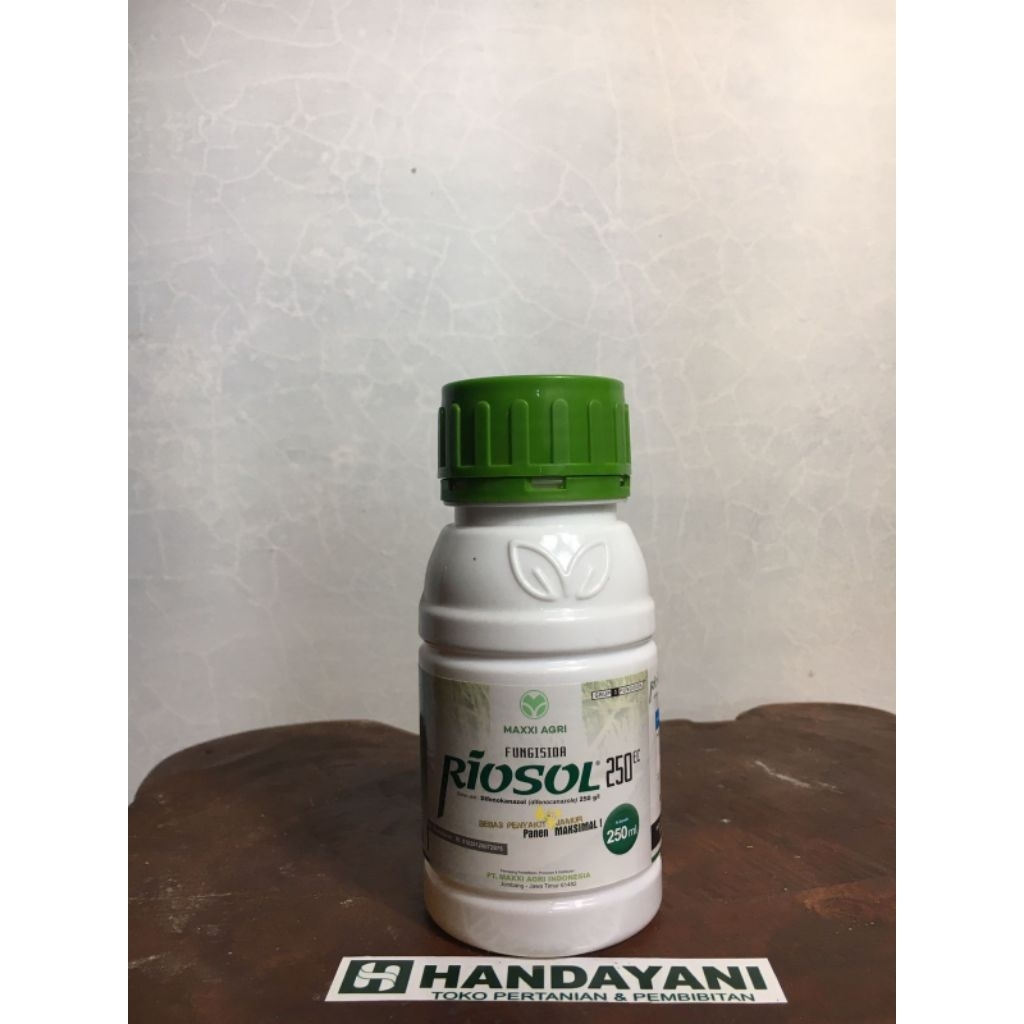 RIOSOL FUNGISIDA BAHAN AKTIF DIFEKONAZOL 250EC 250ML