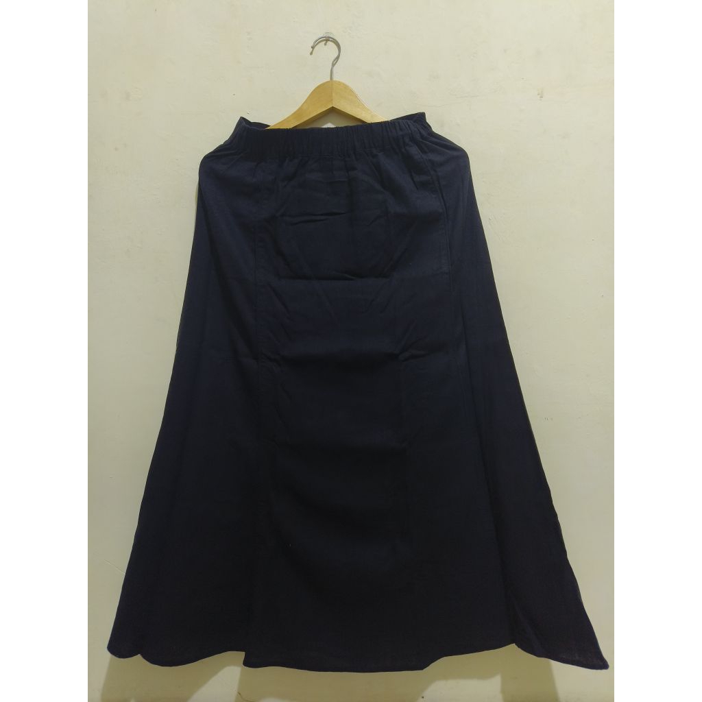 Rok Hitam GRL Linen