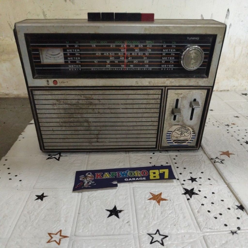 radio jadul TELESONIC MODEL TR - 550 bahan vintage mati