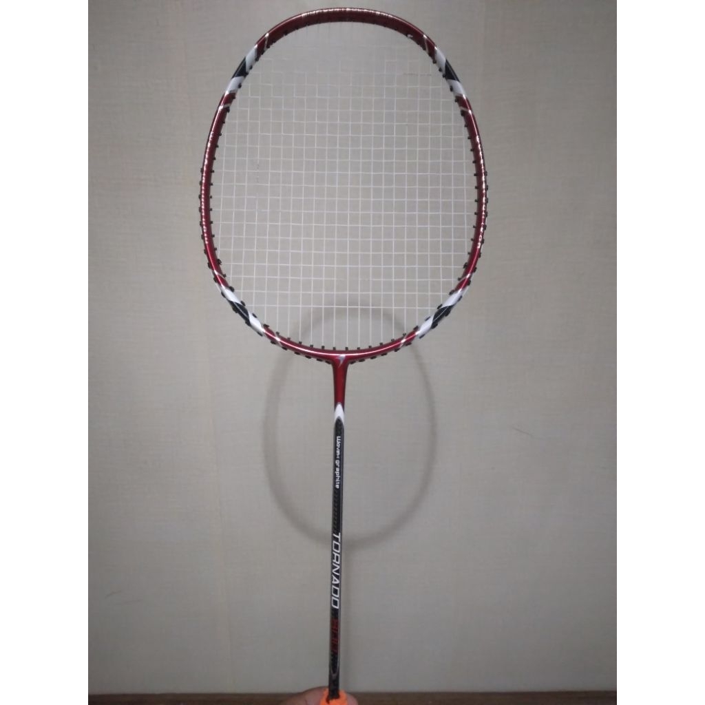 Raket Flypower Tornado 800 bekas