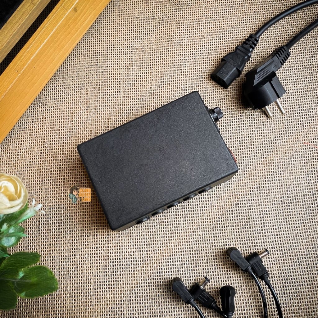 AVT DC Tank Power Supply 5 Out