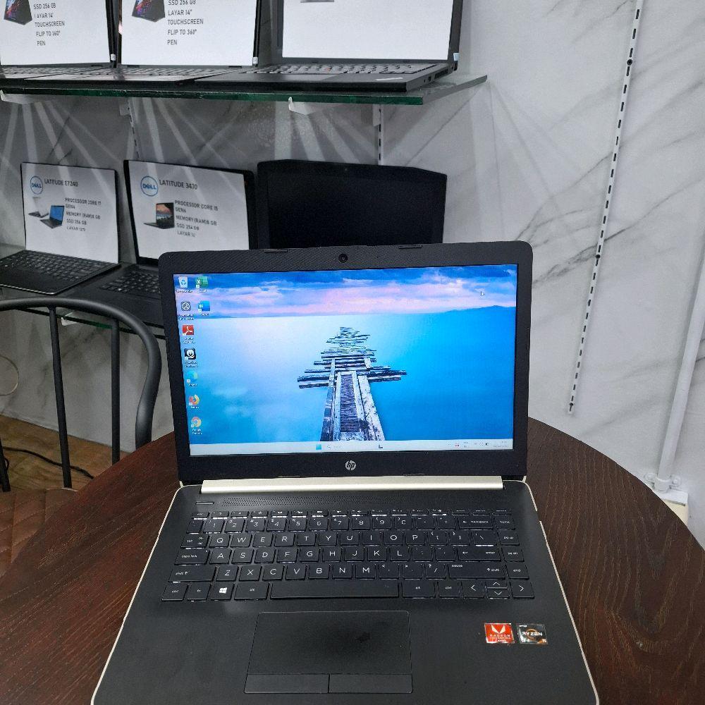 HP Laptop 14-CM 0094AU RAM 8GB SSD 256GB AMD Ryzen 5 2500U Radeon Vega 8