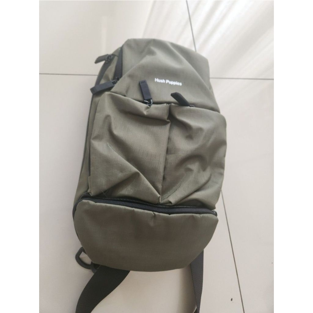 tas slempang hush puppies pria ORI