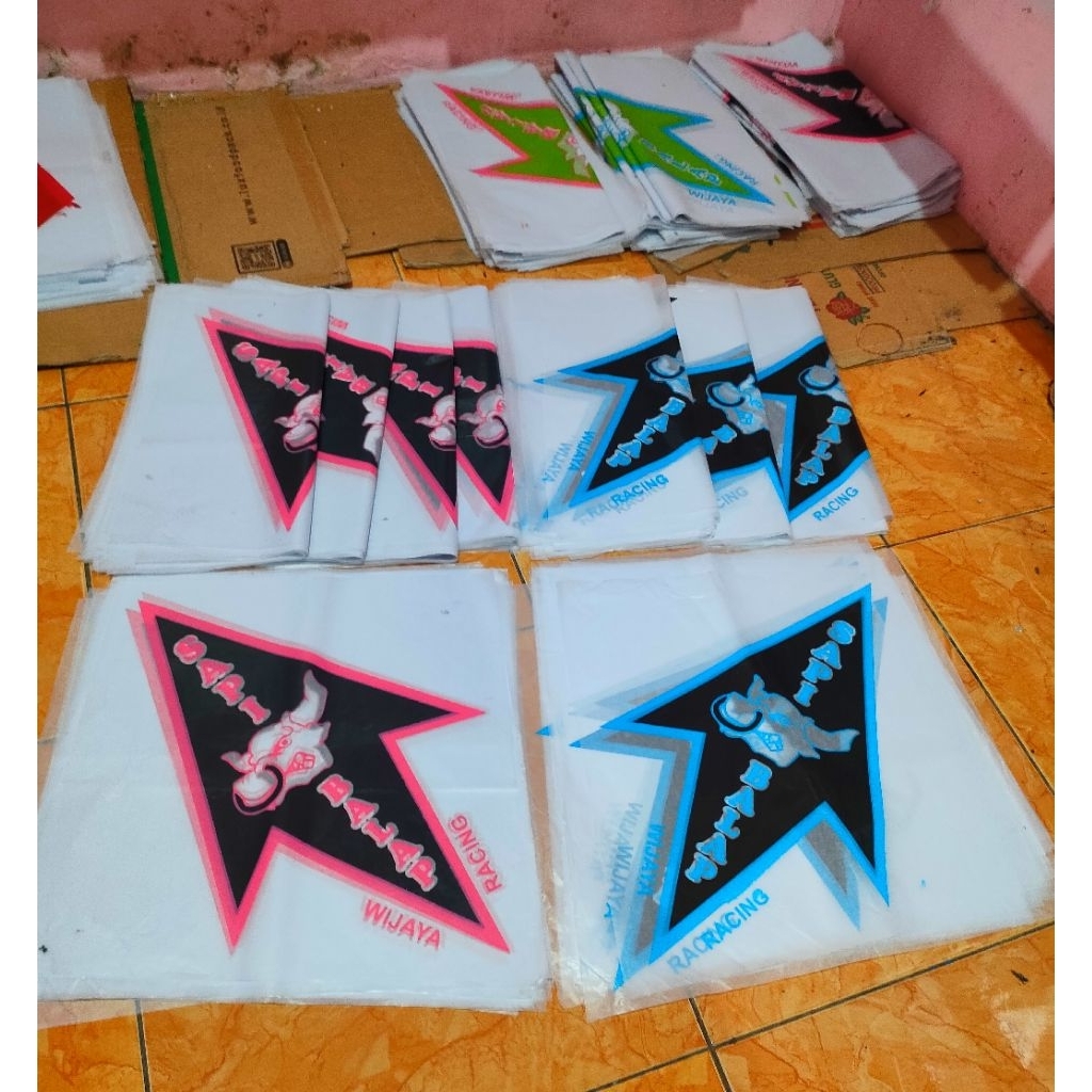 KERTAS SABLON LAYANGAN SUKOI SUPER 2 WARNA motif SAPI BALAP