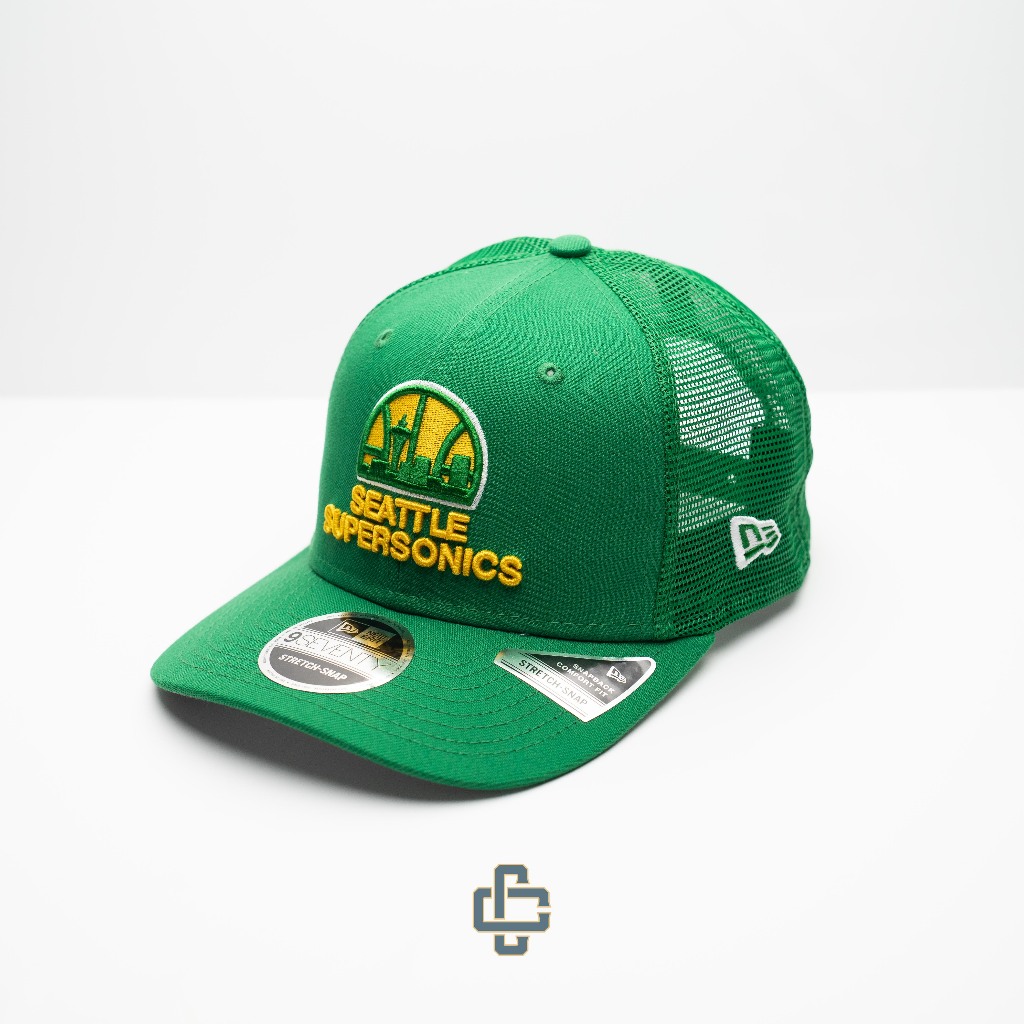 TOPI NEW ERA ORIGINAL NBA TRUCKER 9SEVENTY SEATTLE SUPERSONICS SCRIPT HWC EDITION GREEN