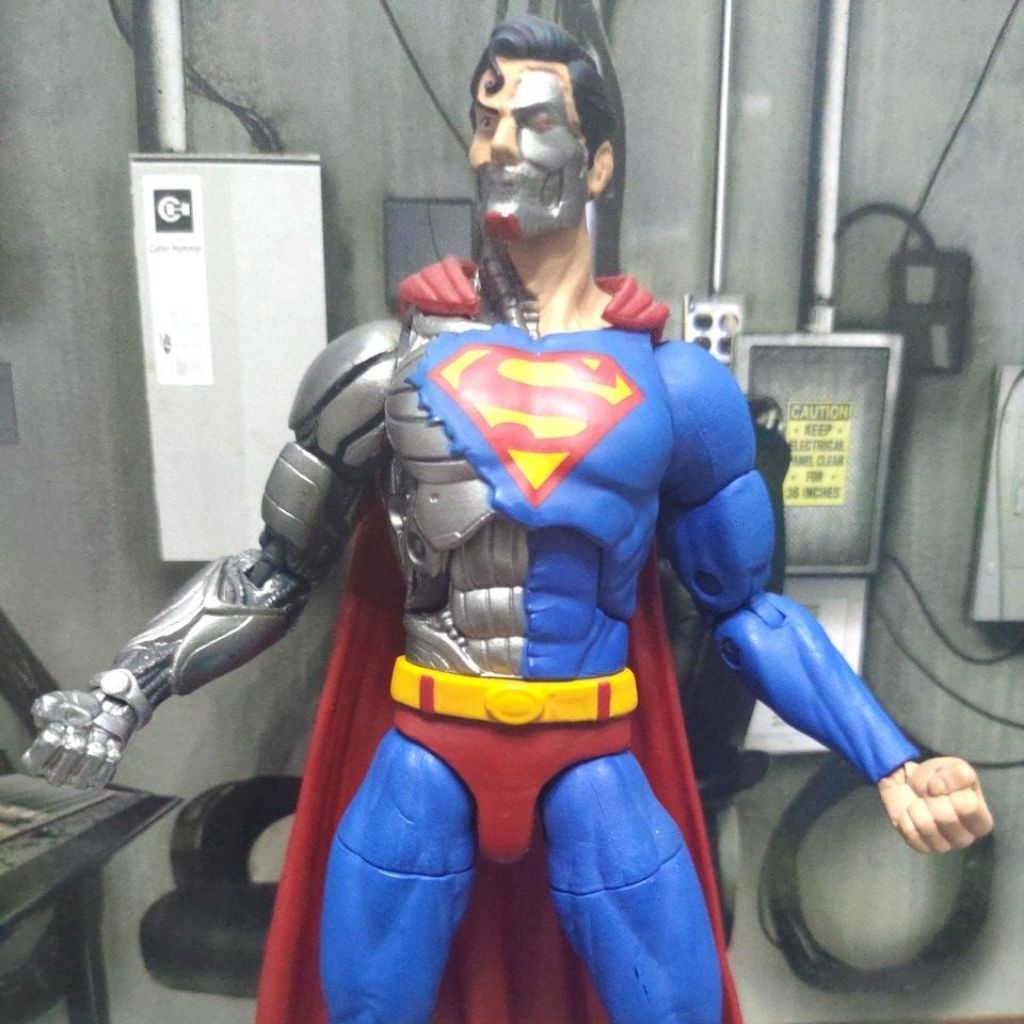 DC collectibles Superman cyborg