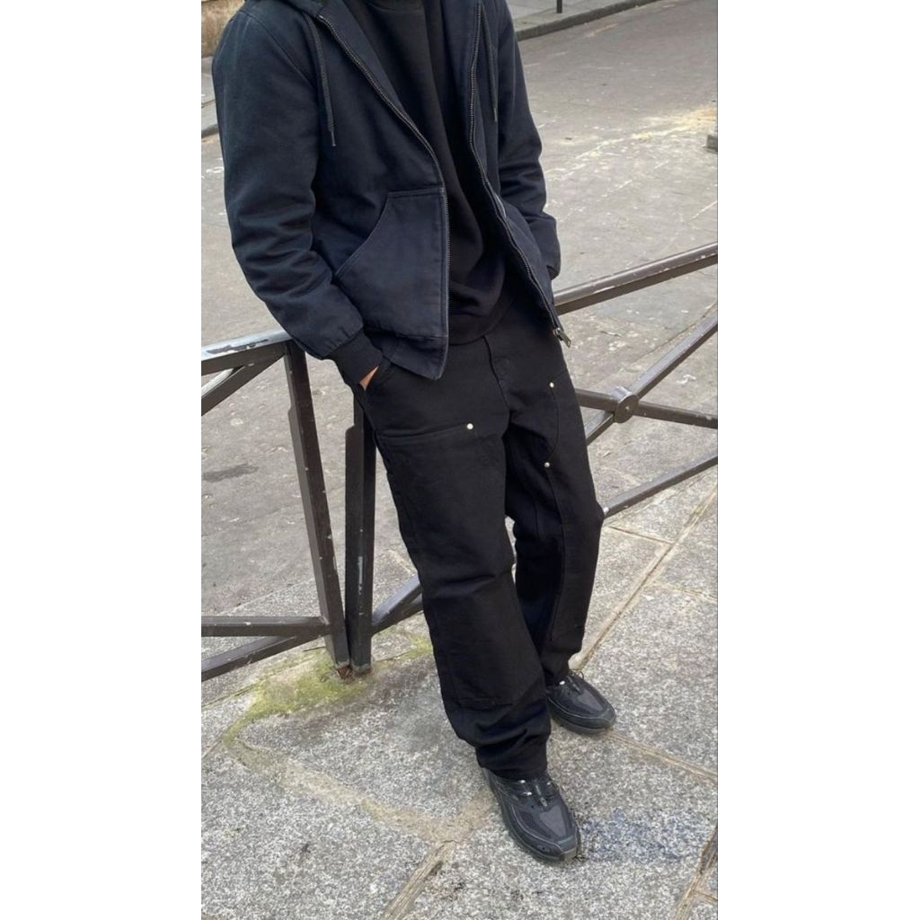 Carhartt B01 Black Double knee canvas duck loose fit size 36x32