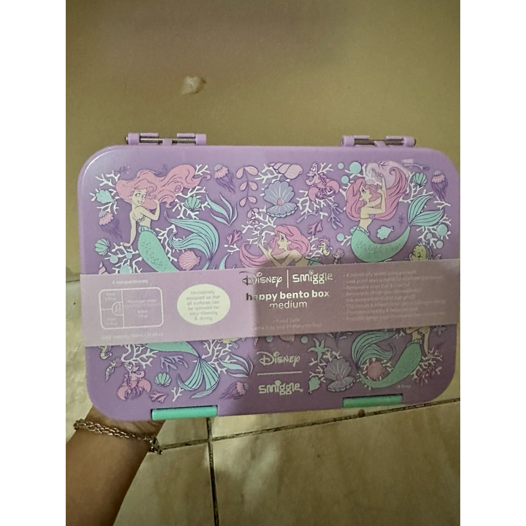 lunch box smiggle disney medium