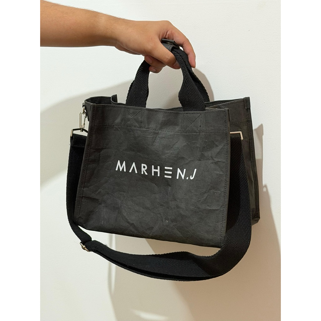 Tas selempang marhenj hitam