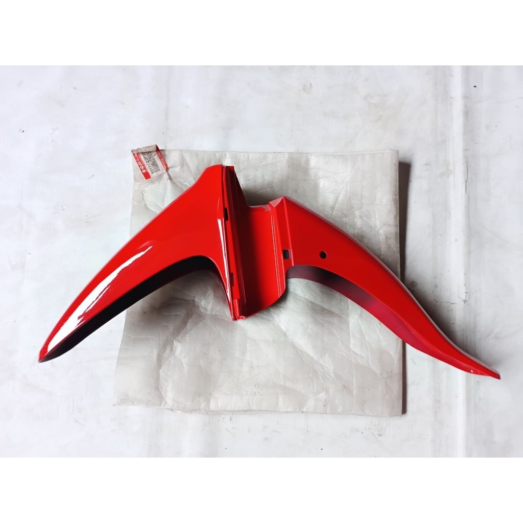 Spakbor depan Suzuki SHOGUN R 110 Kancil Merah Original baru SGP