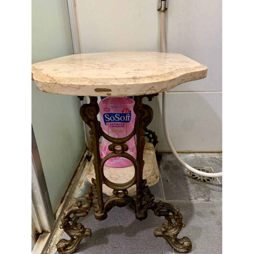 Meja Marmer kaki besi cor