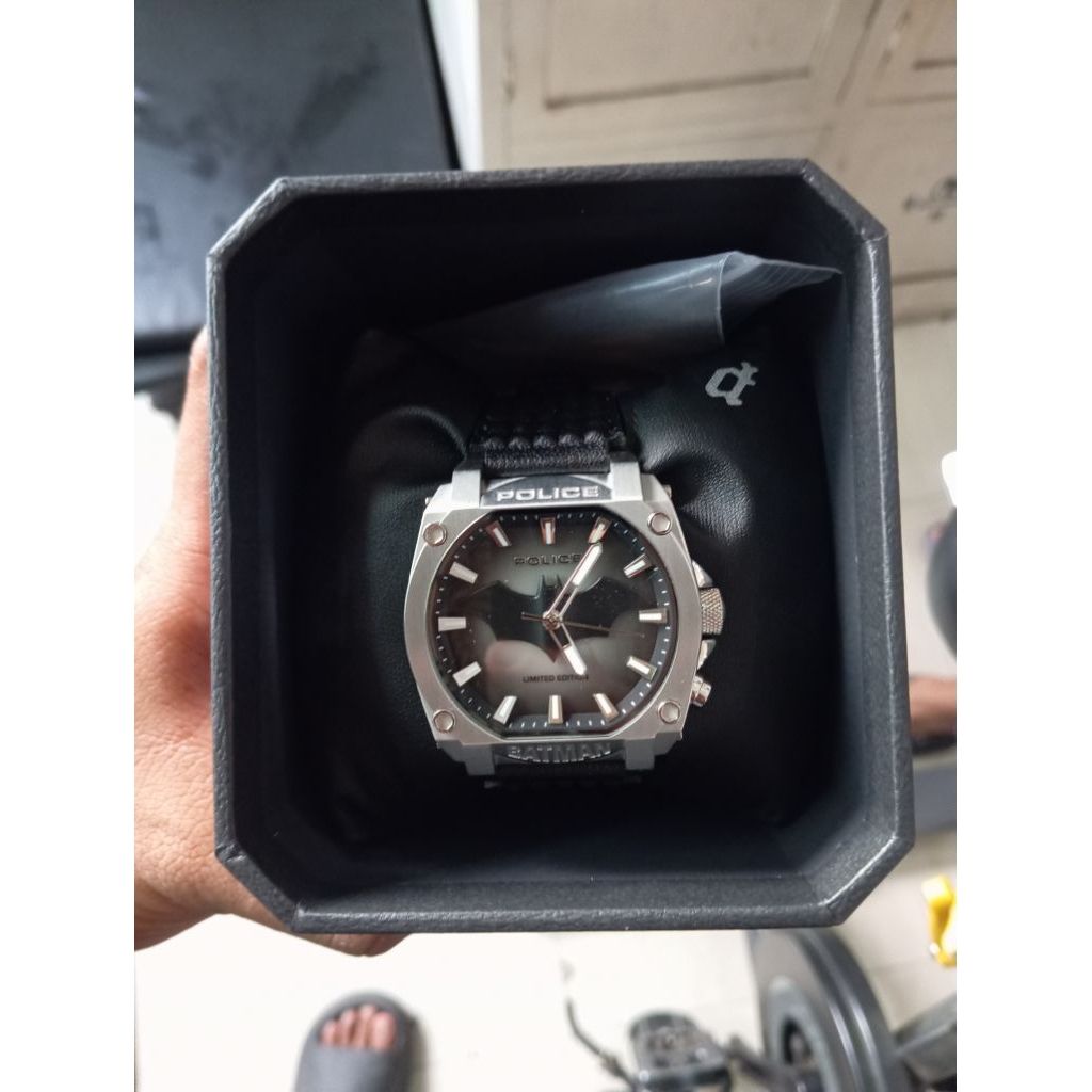 Jam Tangan Original POLICE Special Edition Batman.