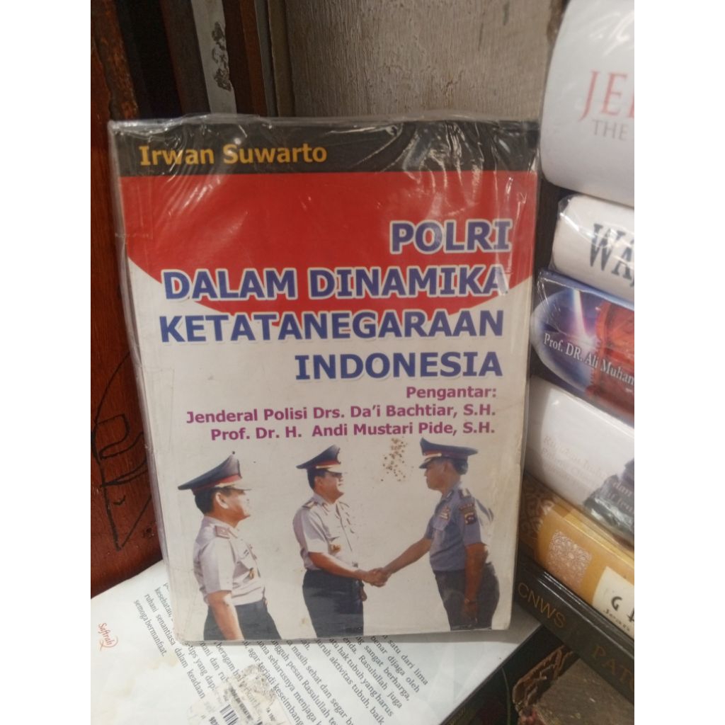 POLRI DALAM DINAMIKA KETATANEGARAAN