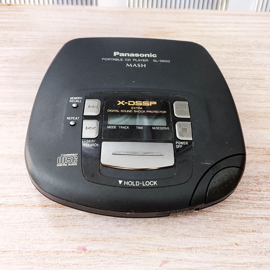 Discman PANASONIC SL S600 Portable CD Player
