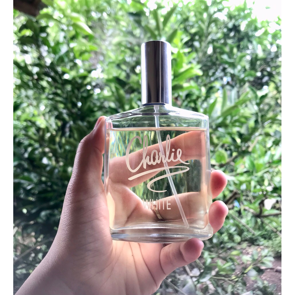 Preloved Parfum Charlie White
