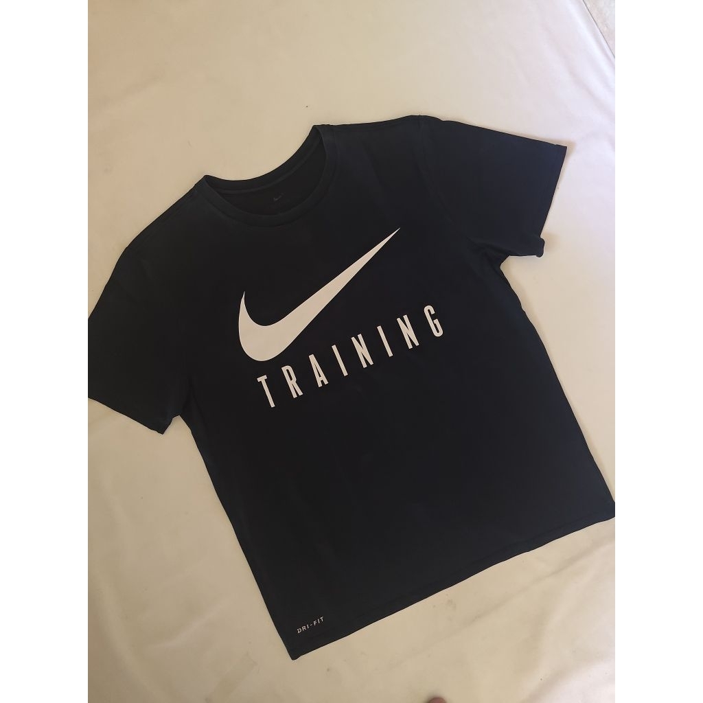Baju Kaos Centoong Hitam Bukan Uniqlo Second