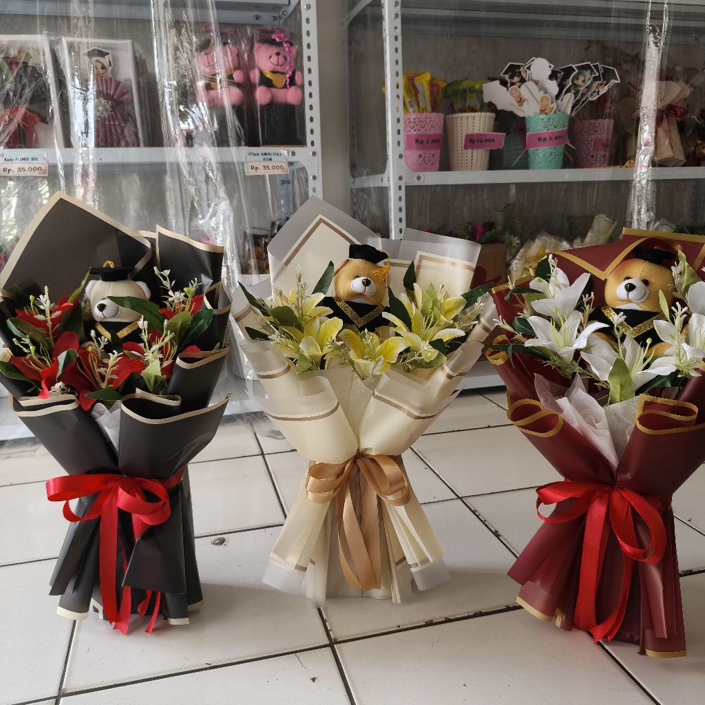 Buket bunga boneka besar kado wisuda / buket bunga palsu artifisial kado kelulusan buket wisuda hadi