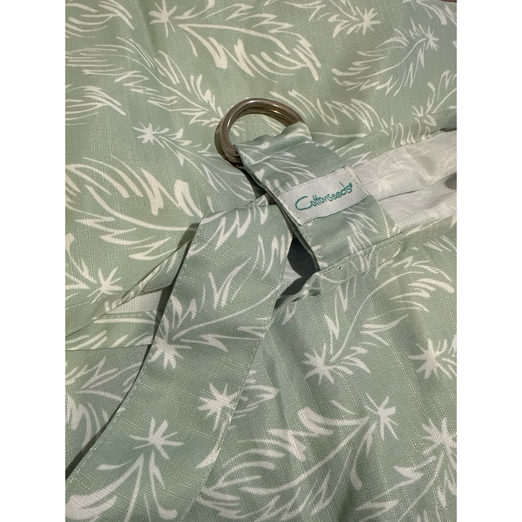 Cottonseeds Nursing Cover