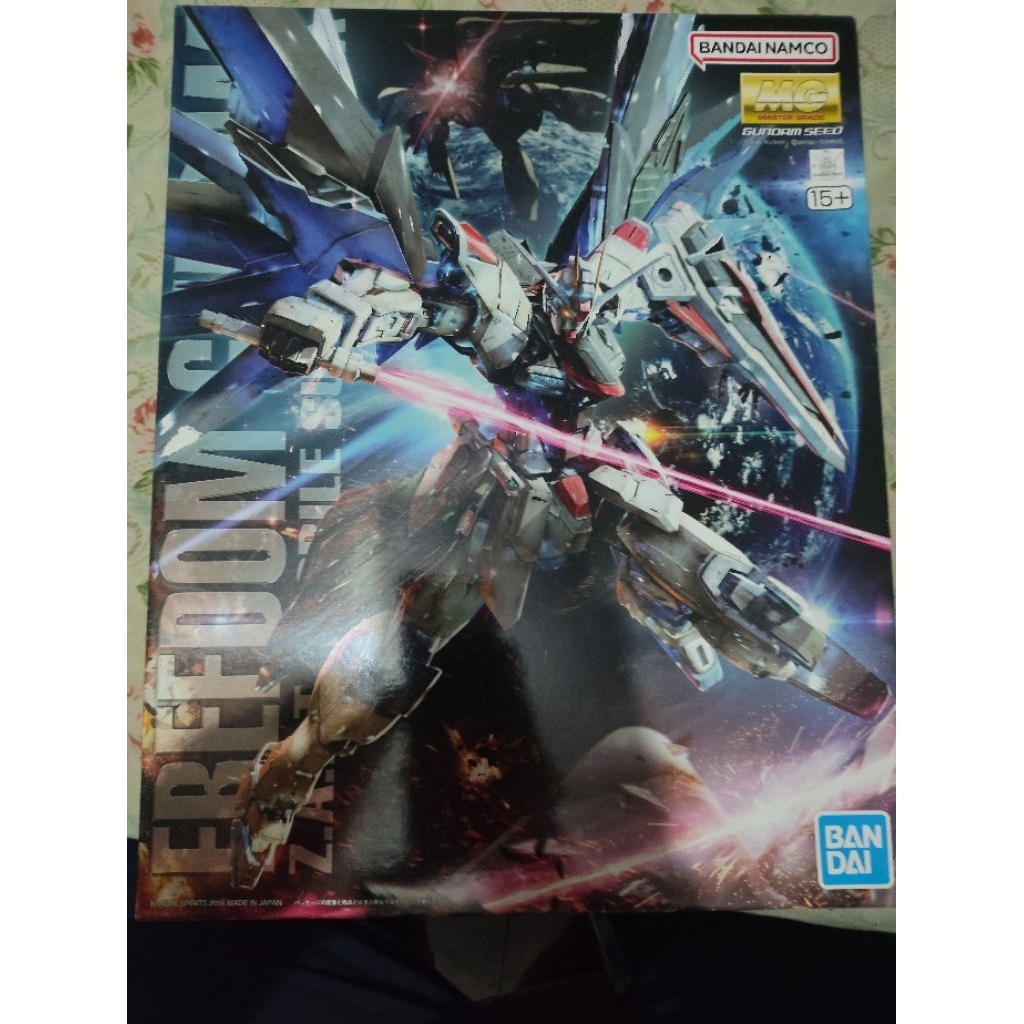 MG Gundam Freedom 2.0 + WSD Grework