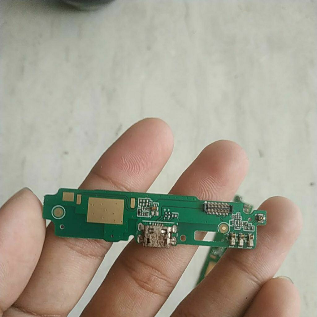 board cas bekas kw redmi 3