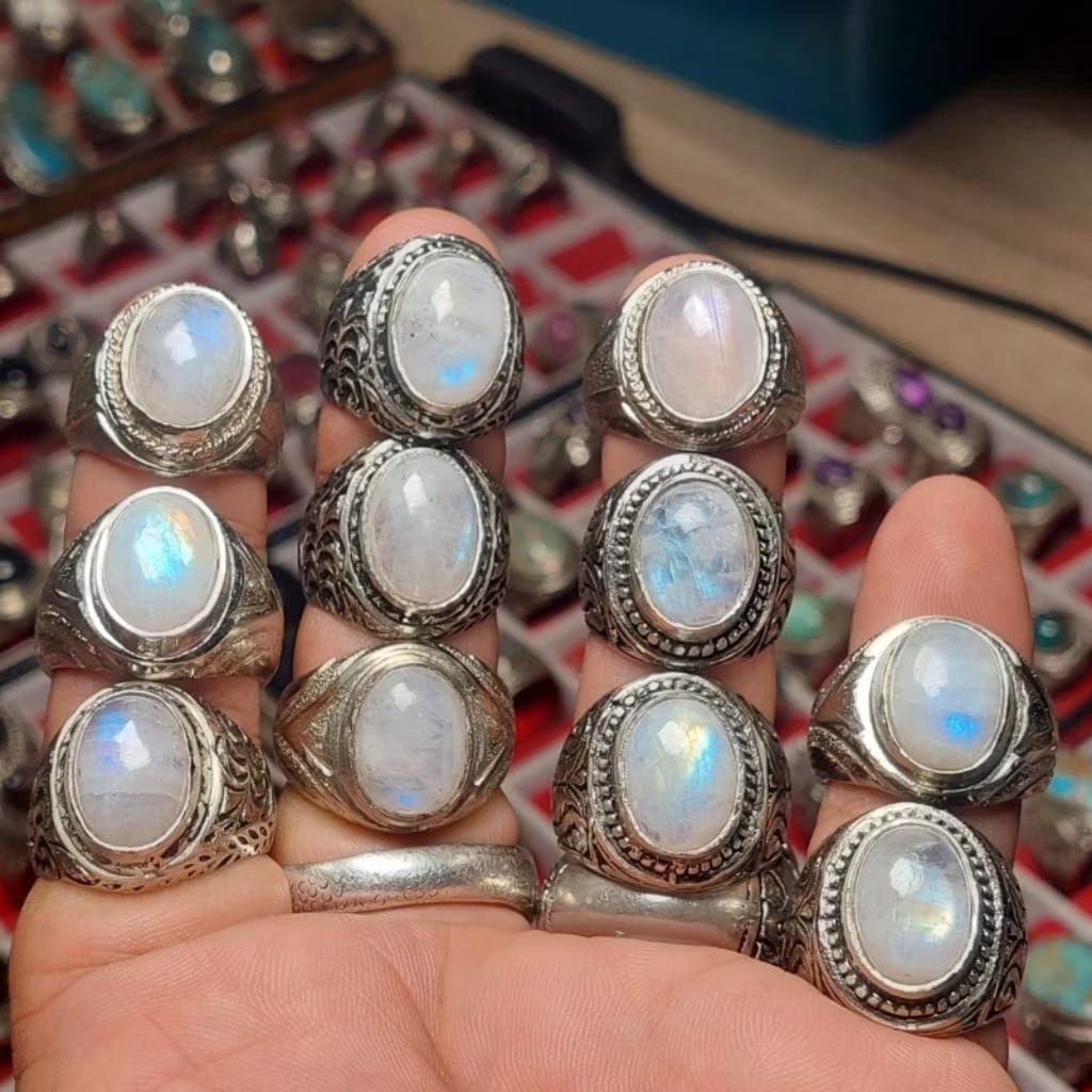 Cincin batu biduri bulan air laut 13-14mm / moonstone asli natural