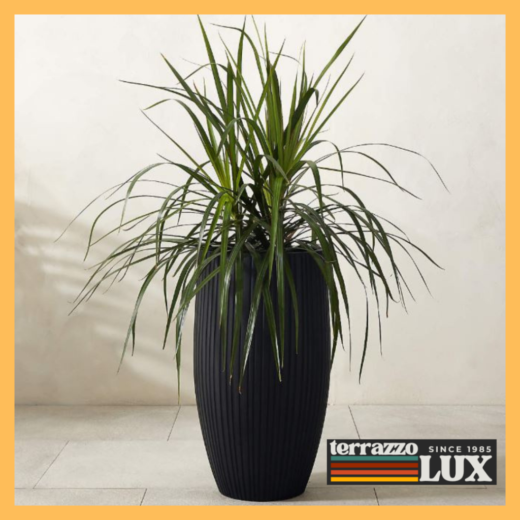 Pot Vas Ulir Tinggi Teraso Terrazzo Hitam