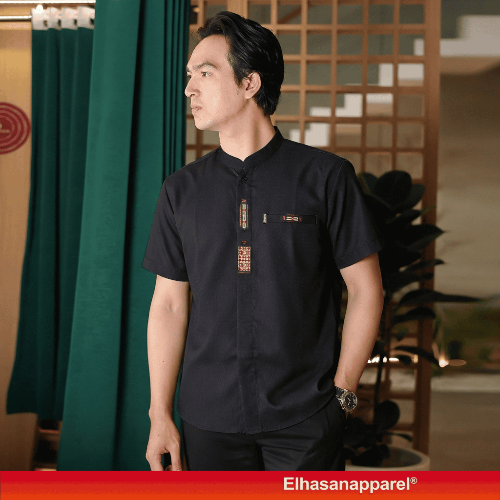 Elrumi Baju Koko Pria Lengan Pendek Bordir Warna Hitam