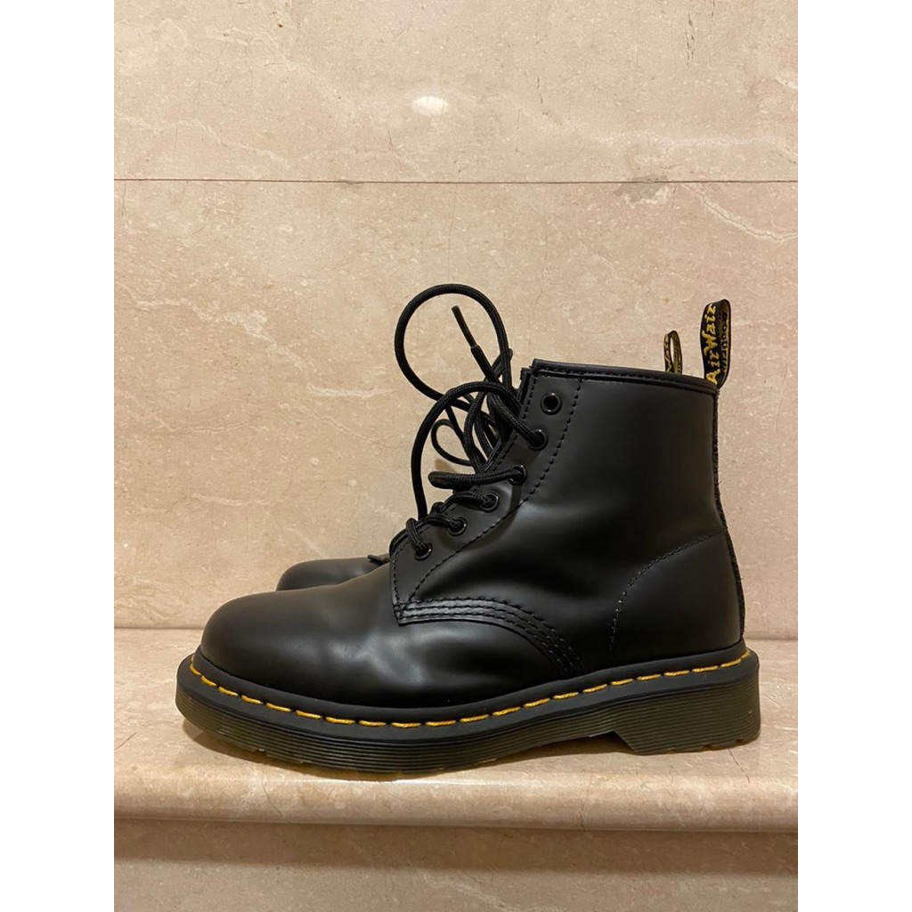 Dr. Martens 101 YS Boots 6-eyelet
