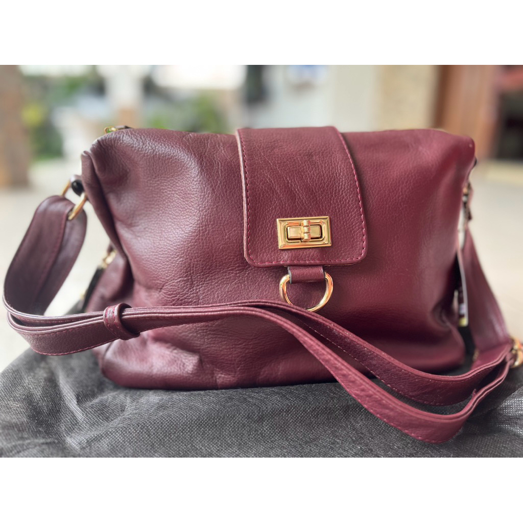 TAS BAHU SELEMPANG KULIT ASLI MAROON GARUT
