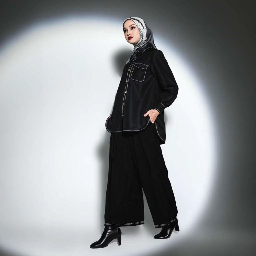 PRELOVED set ZASKIA SUNGKAR