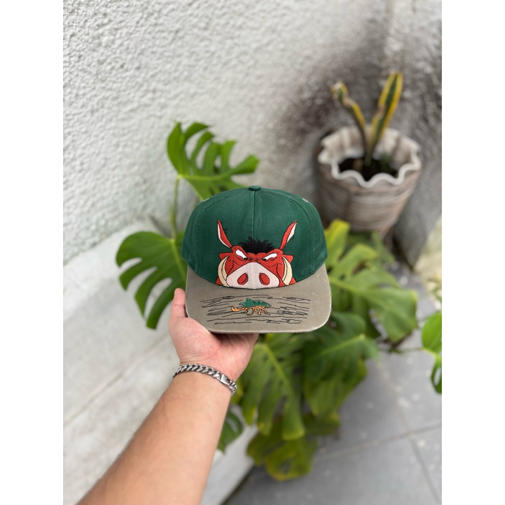 Topi Vintage The Lion King Big Logo