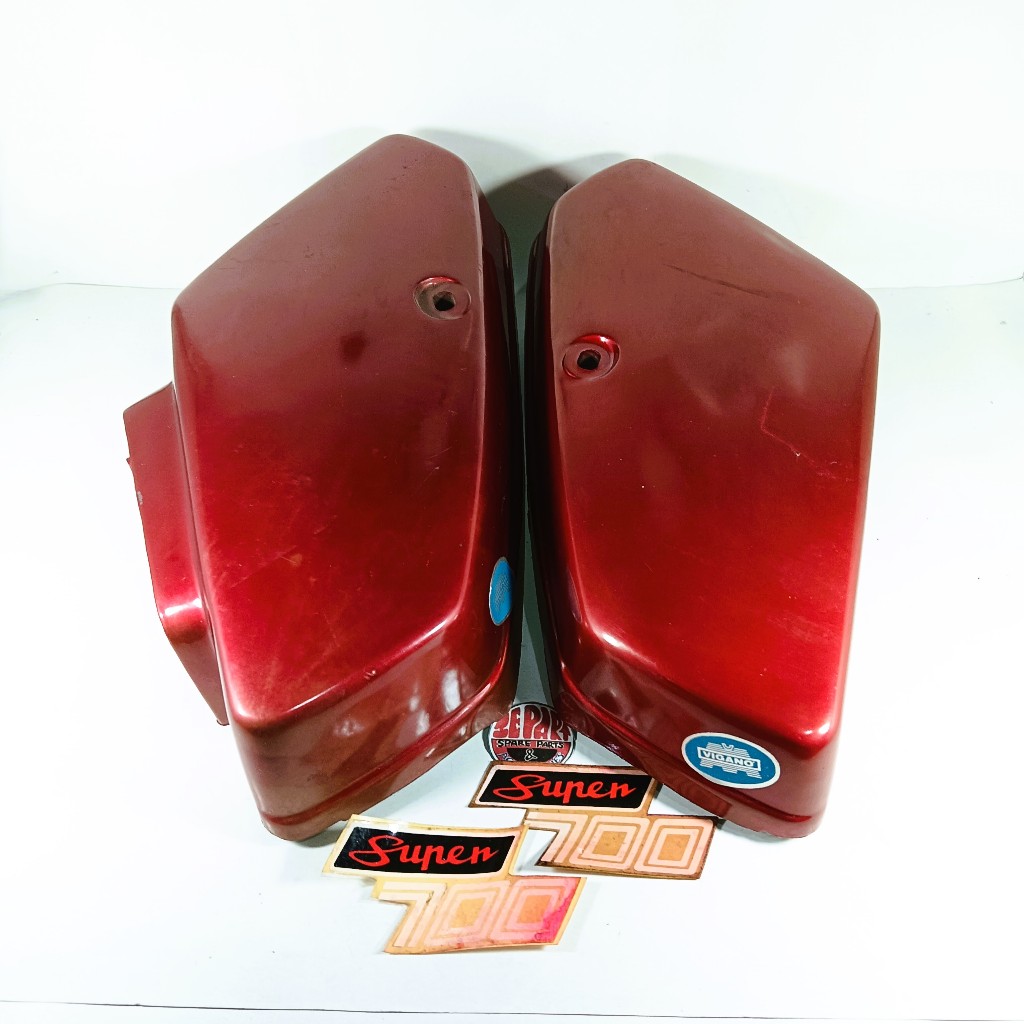 Box aki C700 Set Cover Tepong bok aki Honda Super cup 700 MERAH