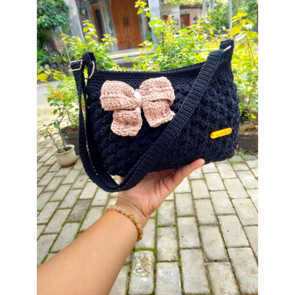 tas rajut slempang/bahu wanita motif pita