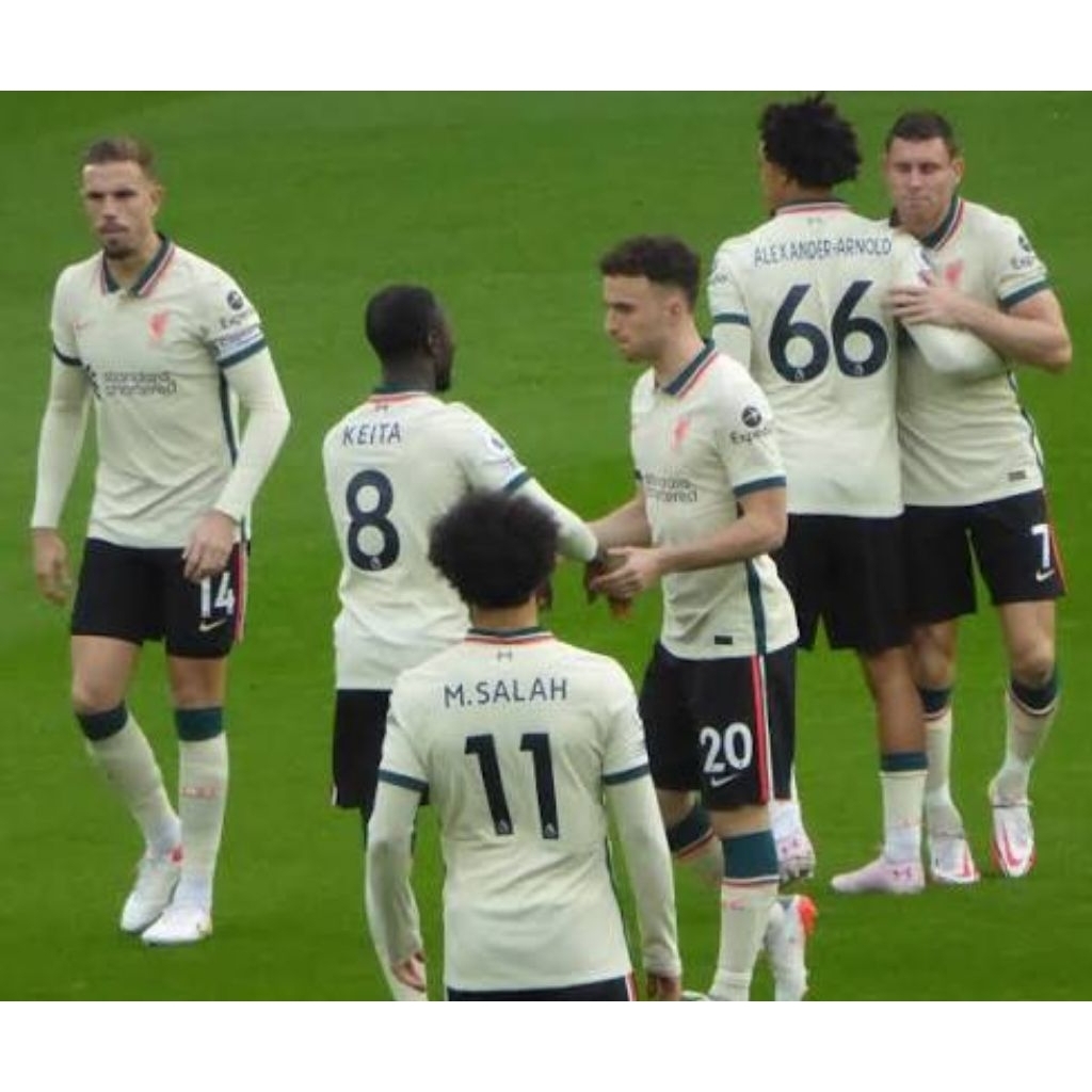 Jersey Liverpool away player 21/22