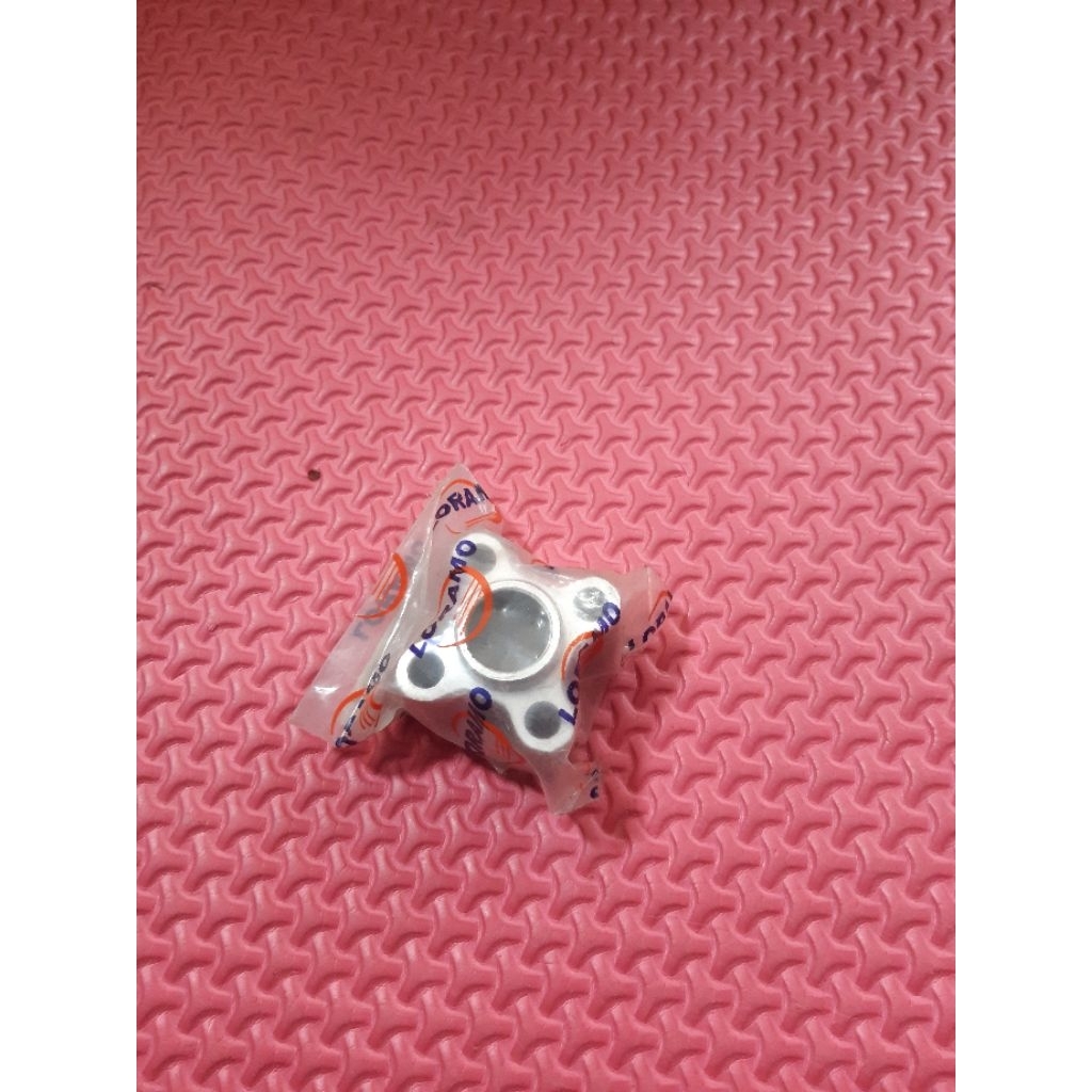 Spacer Pulley Water pump S 88/89