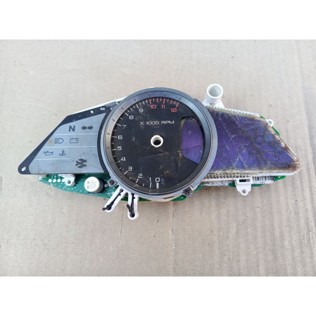 mesin speedometer bajaj Pulsar 200ns bahan servis