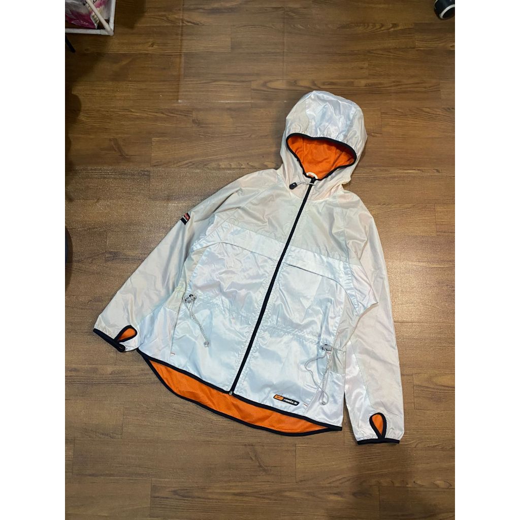 Jaket Running Reebok DMX parashut mantab