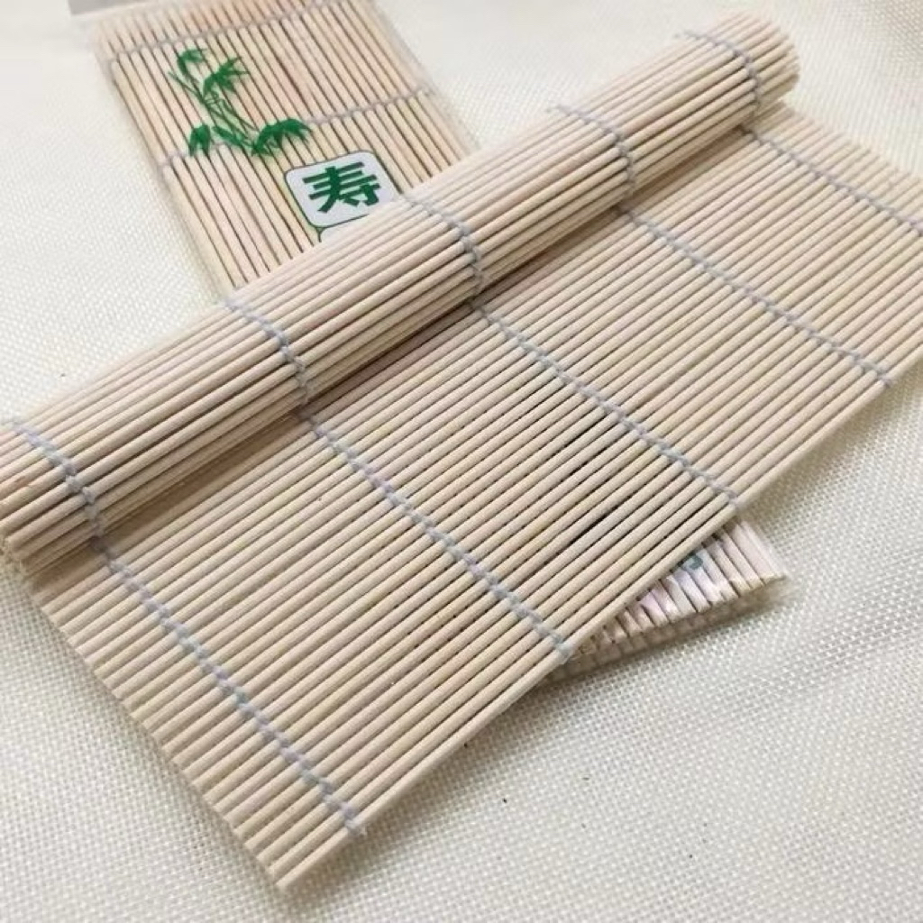 TIKAR BAMBOO SUSHI / TIKAR SUSHI BAMBU / TIKAR BAMBU SUSHI / SUSHI MAT /  ALAT PENGGULUNG SUSHI / TI