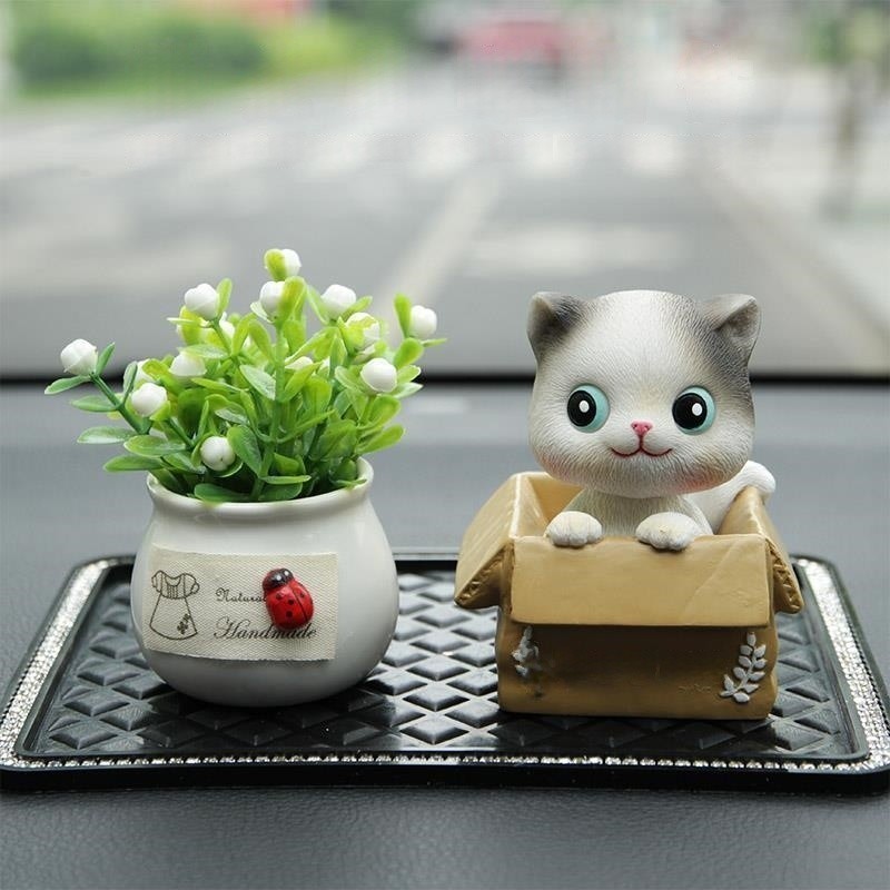 IOORUD Pajangan Kucing Mobil Hiasan Boneka Kucing Balon Parfume KUCING KARDUS Kucing Lucu Bobble Hea