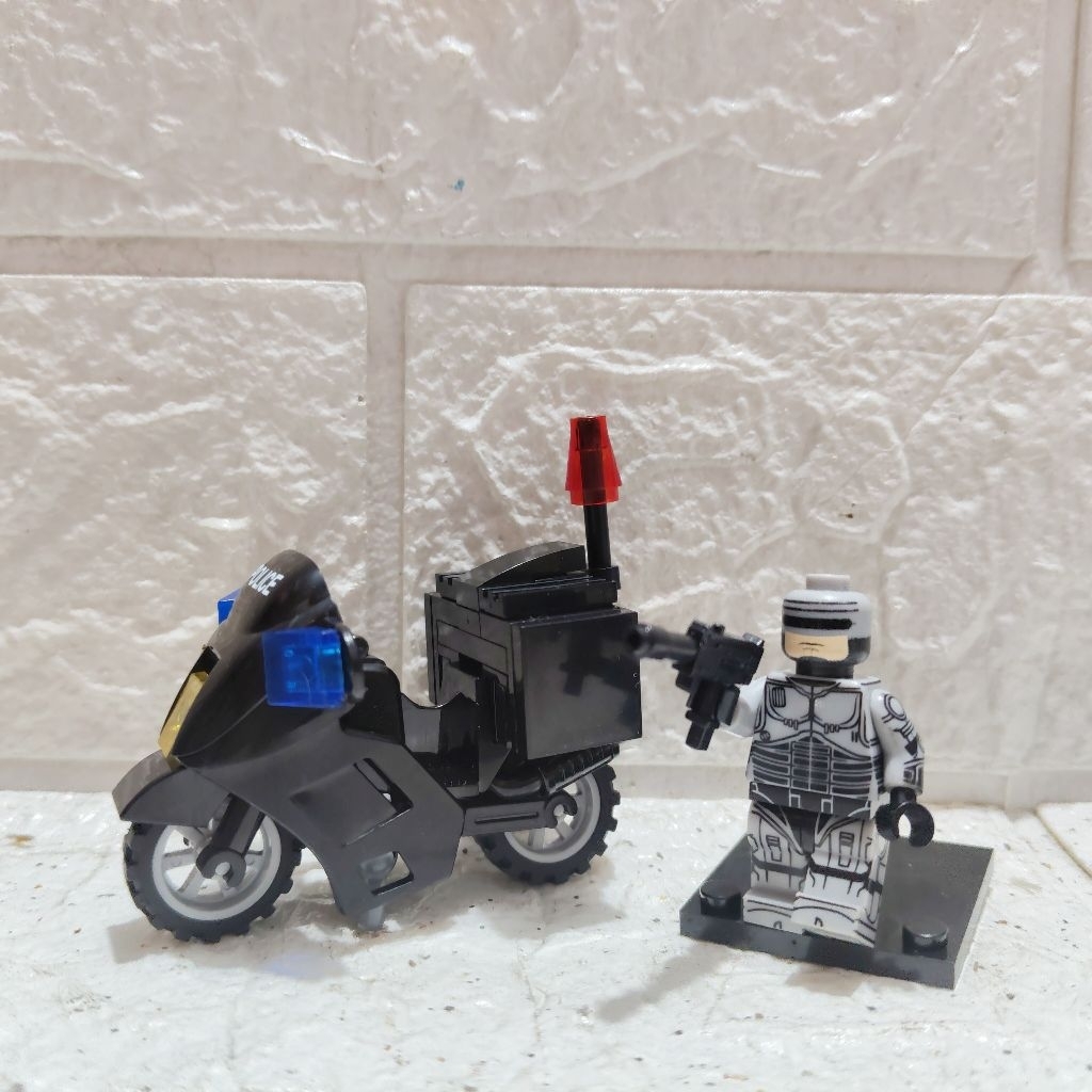 figure Robocop motorcycle figure robocop motor polisi figure alex Murphy