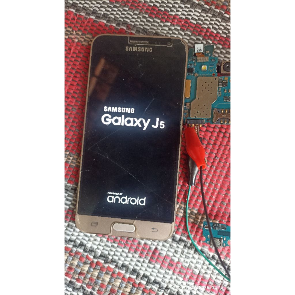 lcd touchscreen + casing housing fullset Samsung galaxy j3 2016 / J320G original copotan