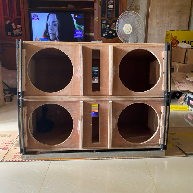 box line array model vera 10 dan 12 inch tebal 18 mm semi meranti